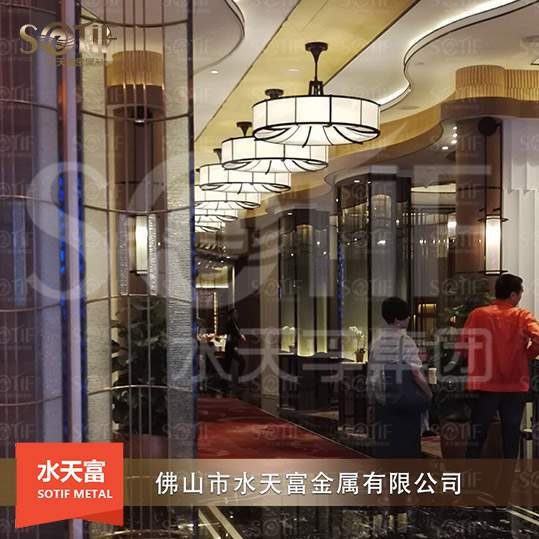 酒店餐區(qū)屏風(fēng)